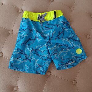 Kids zeroXposer shark swim trunks size XS